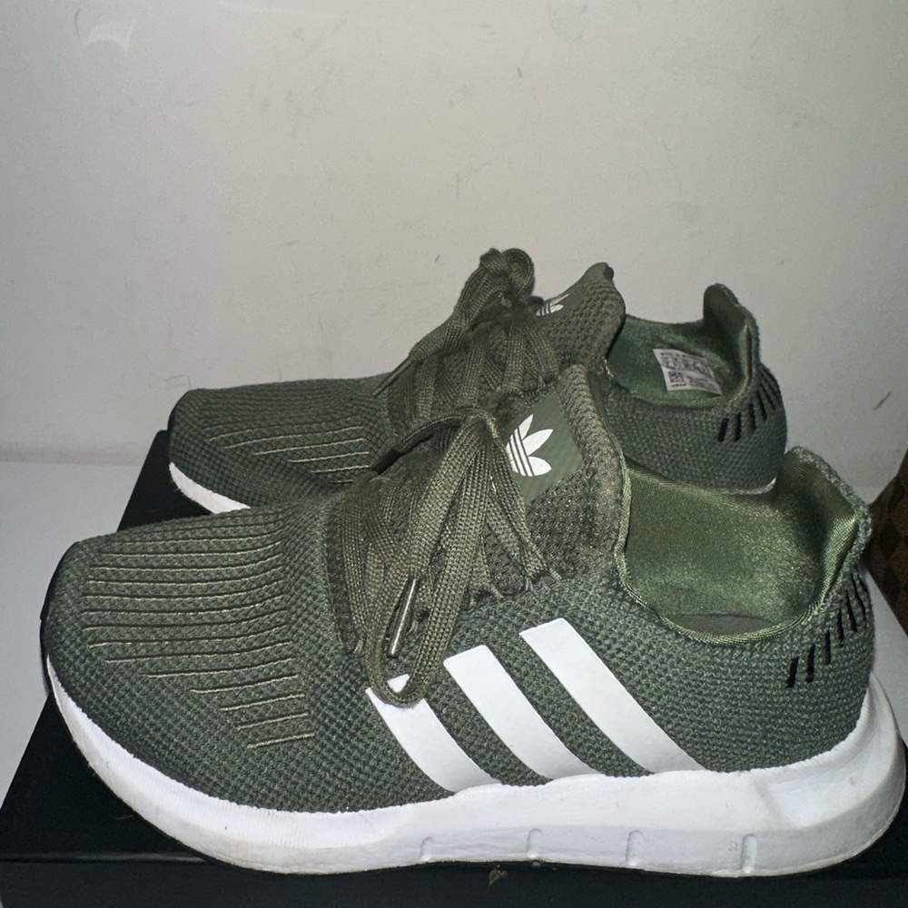 Women Adidas Swift Run